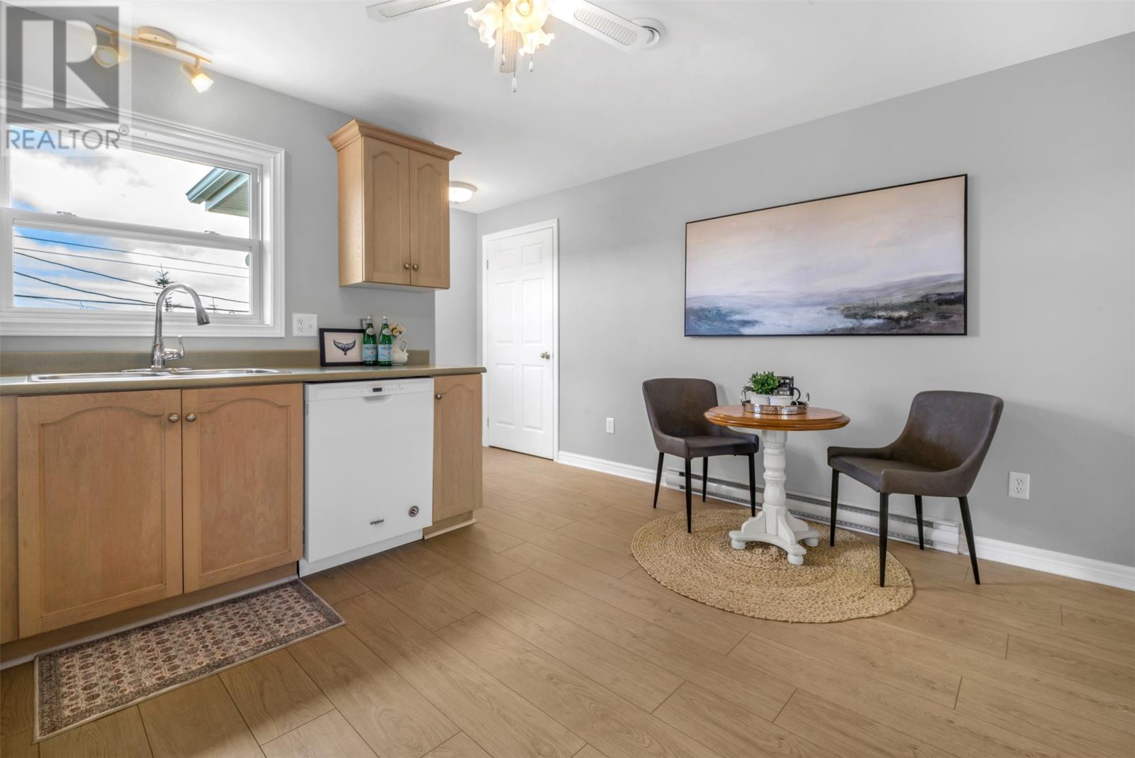 20 Spring Meadow Court Property Photo 17