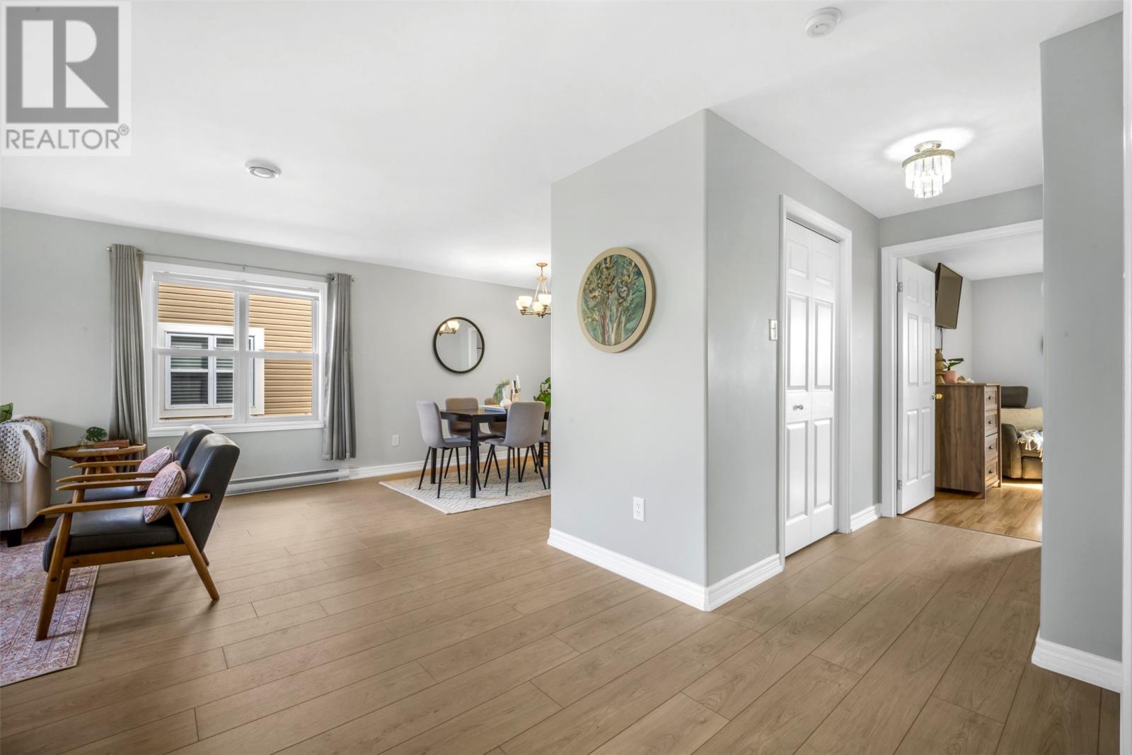 20 Spring Meadow Court Property Photo 18