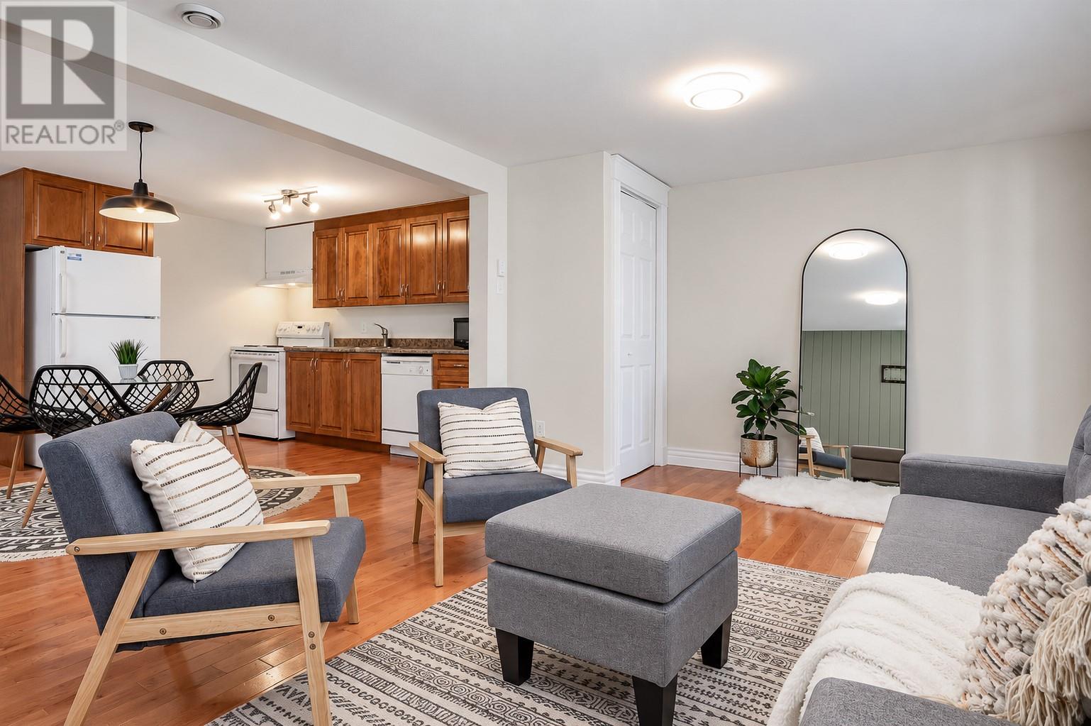61 Calver Avenue Property Photo 8