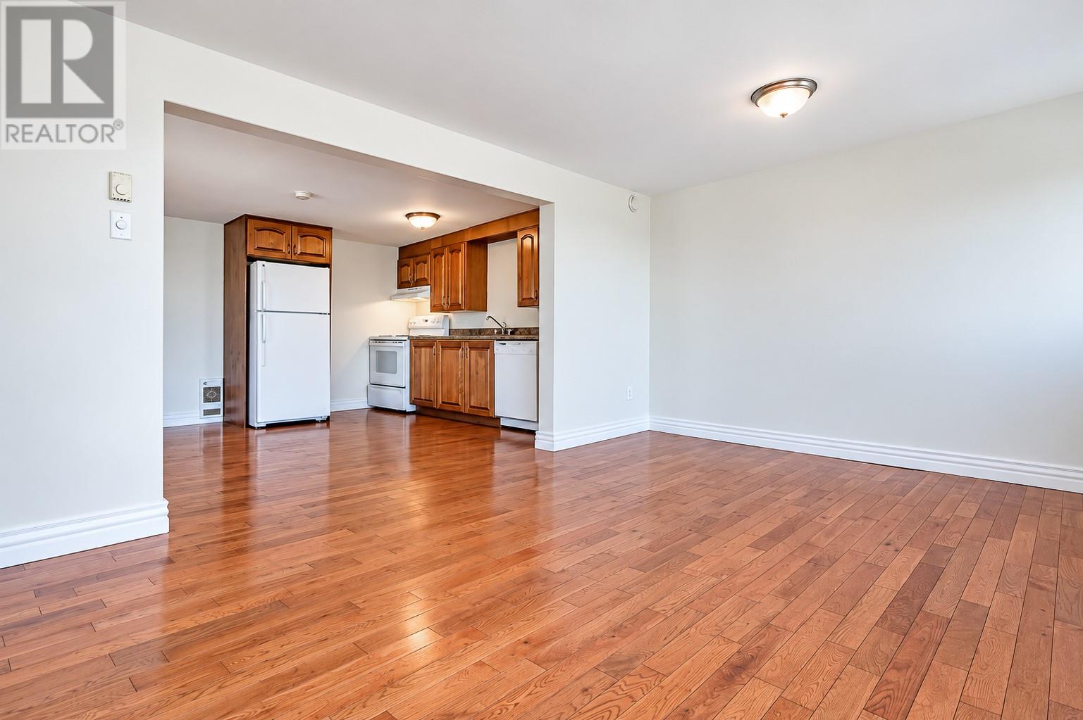 61 Calver Avenue Property Photo 14