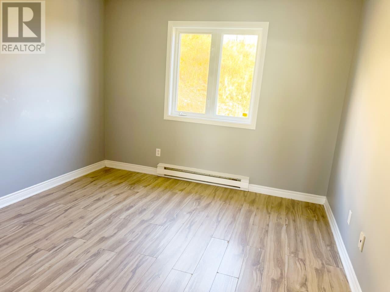 44 Alice Drive Property Photo 8