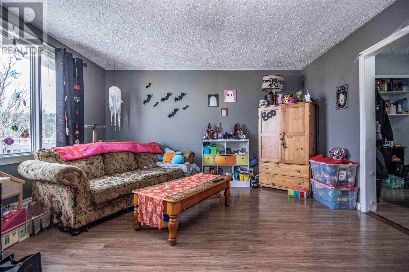 1368-1370 Torbay Road Property Photo 35