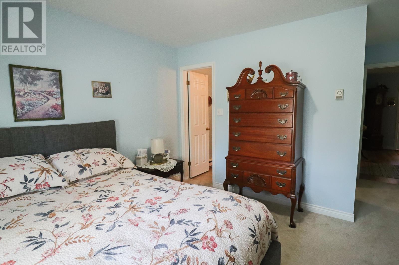 2 Sarasota Court Property Photo 9