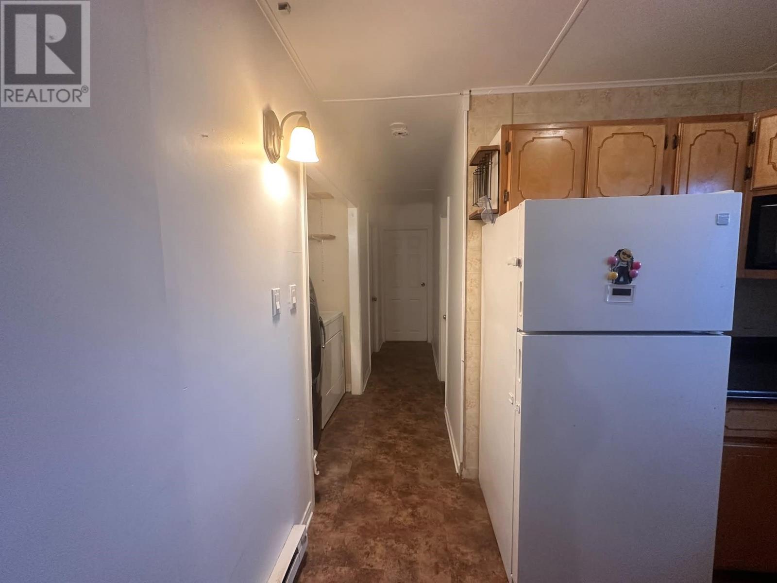 84 Windsor Drive Property Photo 3