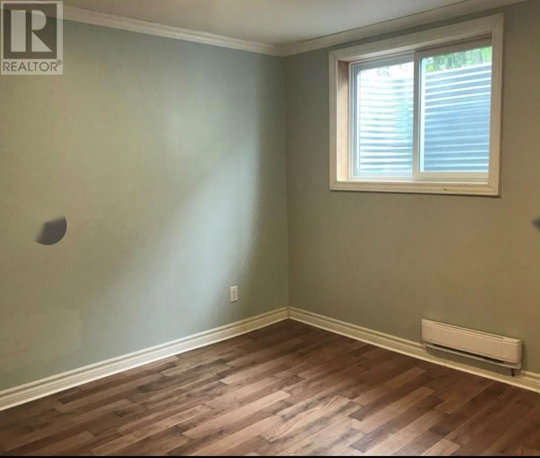 84 Windsor Drive Property Photo 12