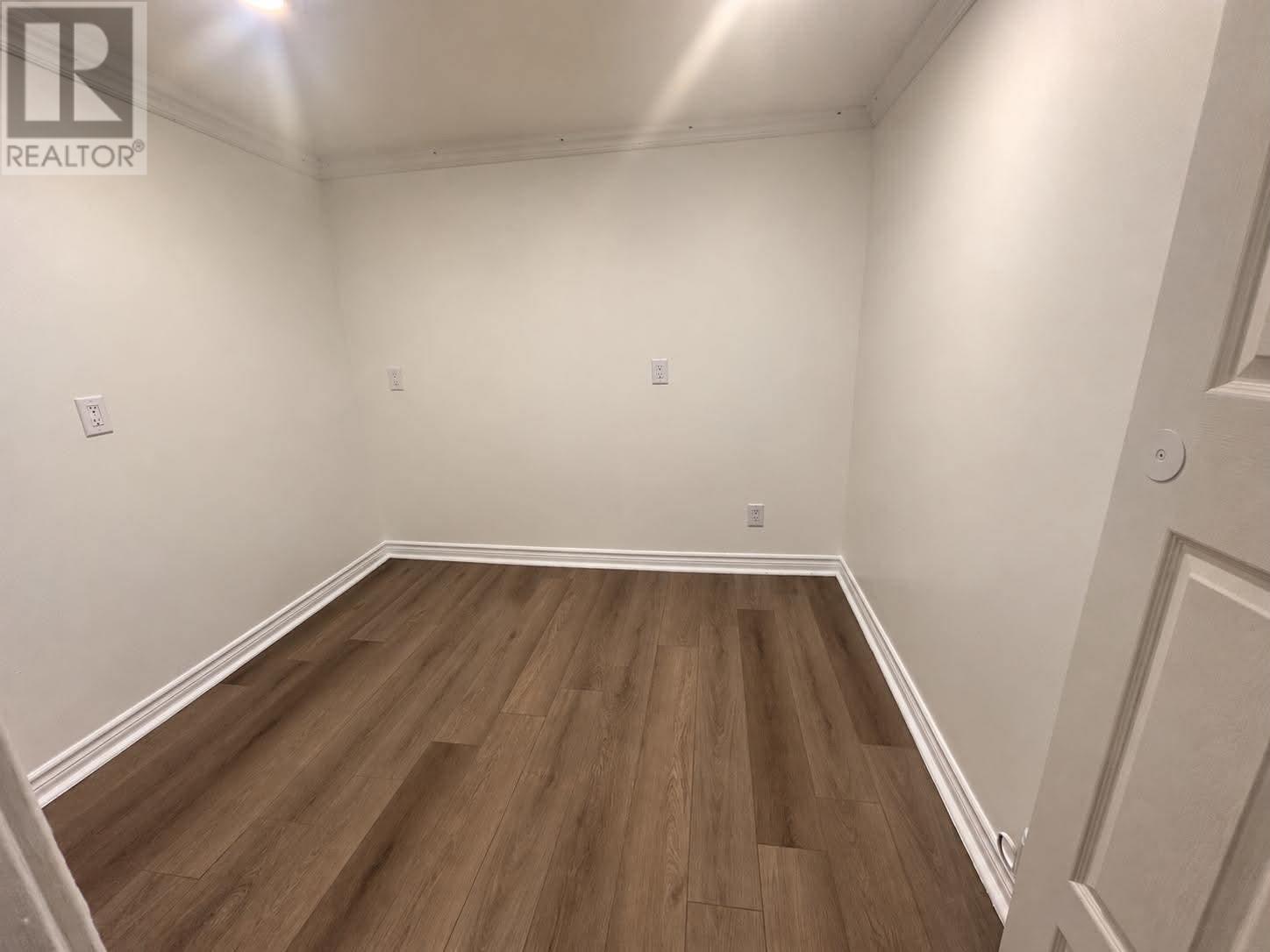 84 Windsor Drive Property Photo 16
