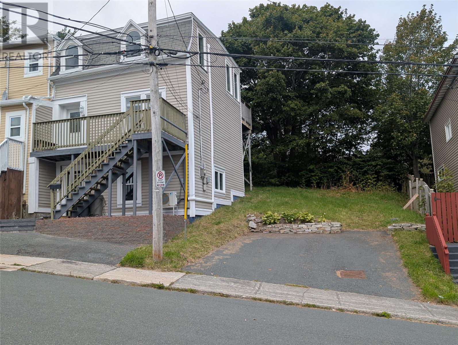 28 Barter's Hill Place Property Photo 2