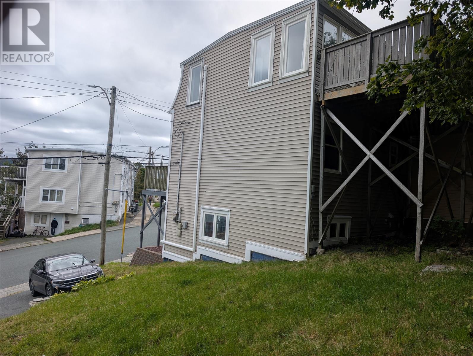 28 Barter's Hill Place Property Photo 3