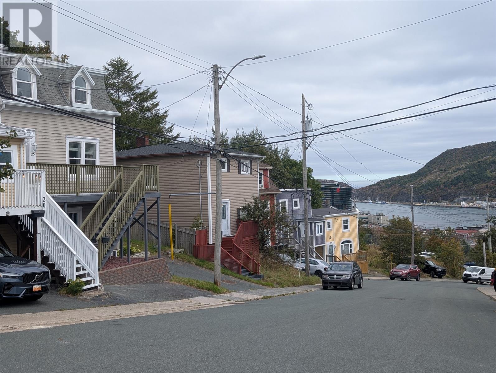 28 Barter's Hill Place Property Photo 4
