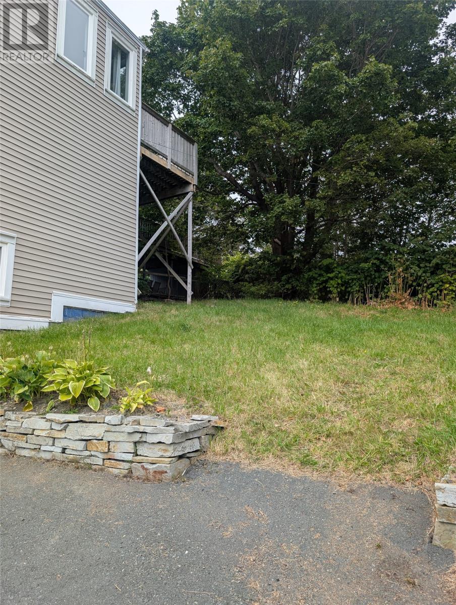 28 Barter's Hill Place Property Photo 5