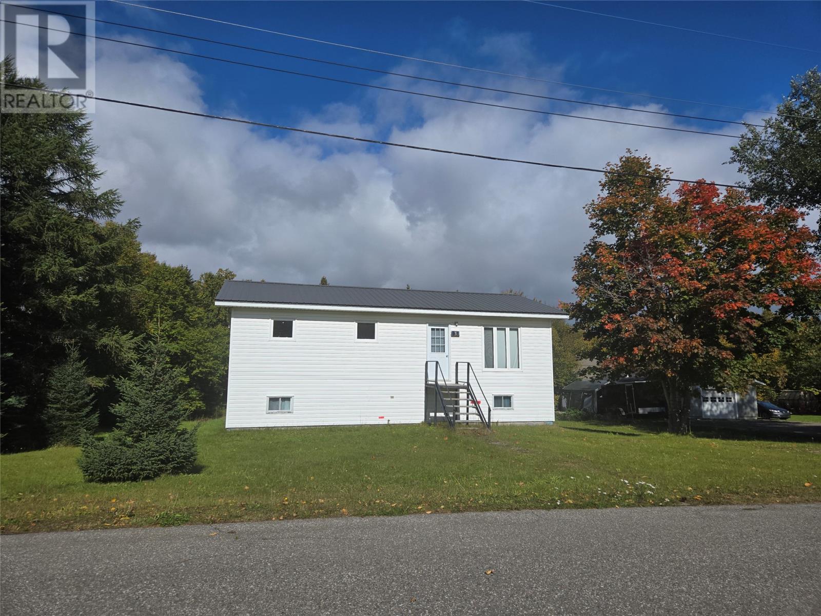 3 Sunset Avenue