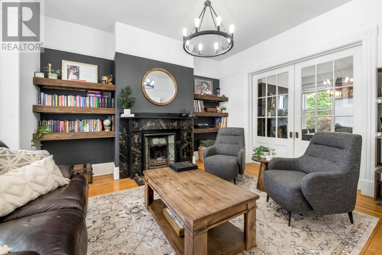 176 Patrick Street Property Photo 3