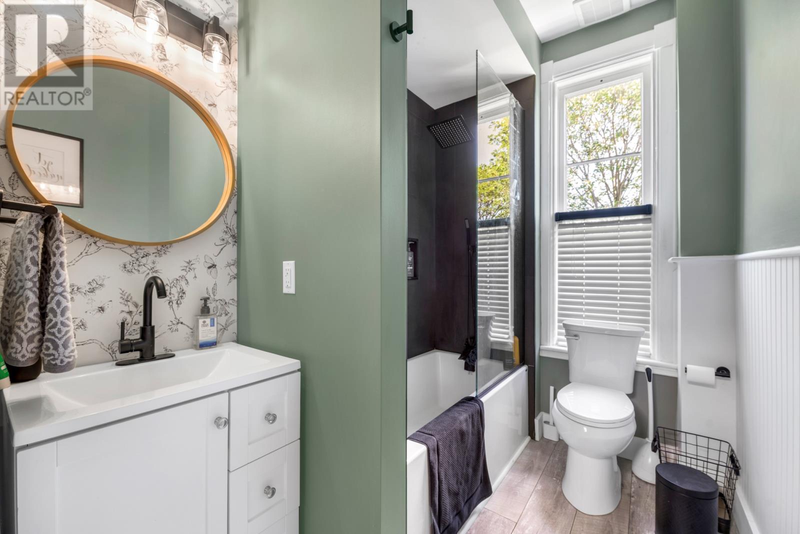 176 Patrick Street Property Photo 10