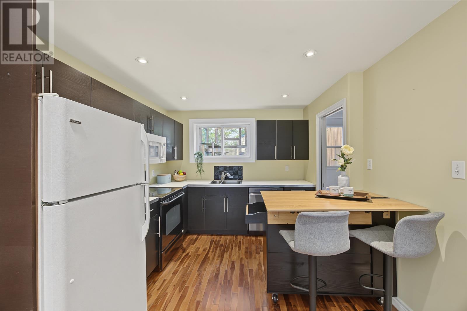 30 Scott Street Property Photo 9