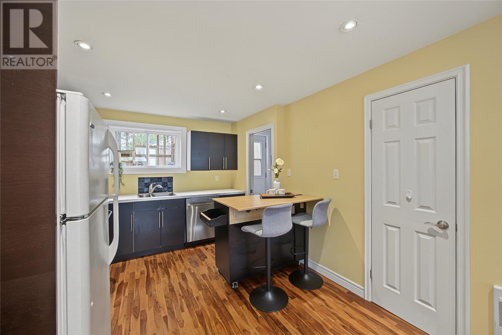 30 Scott Street Property Photo 10