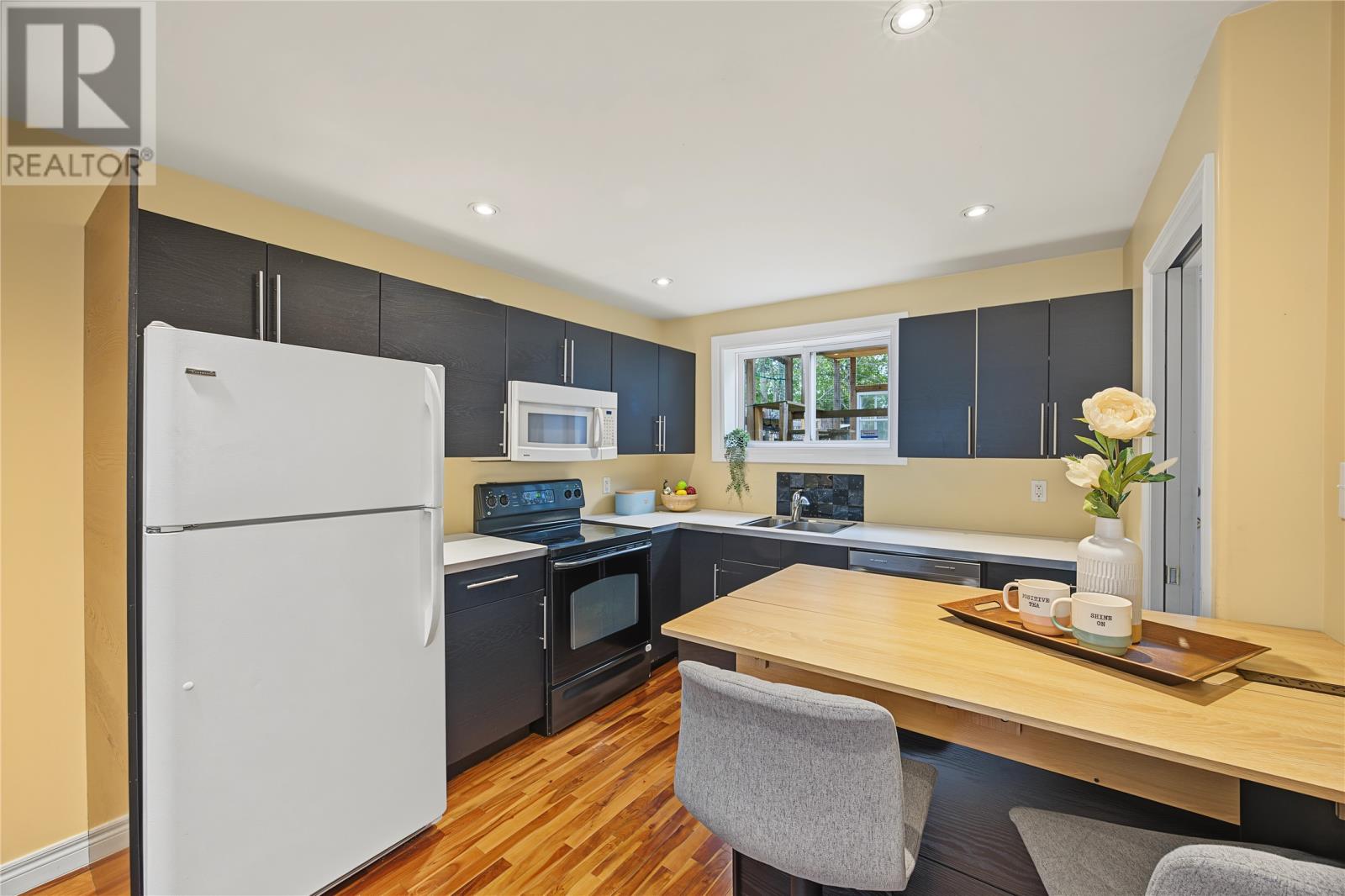 30 Scott Street Property Photo 11