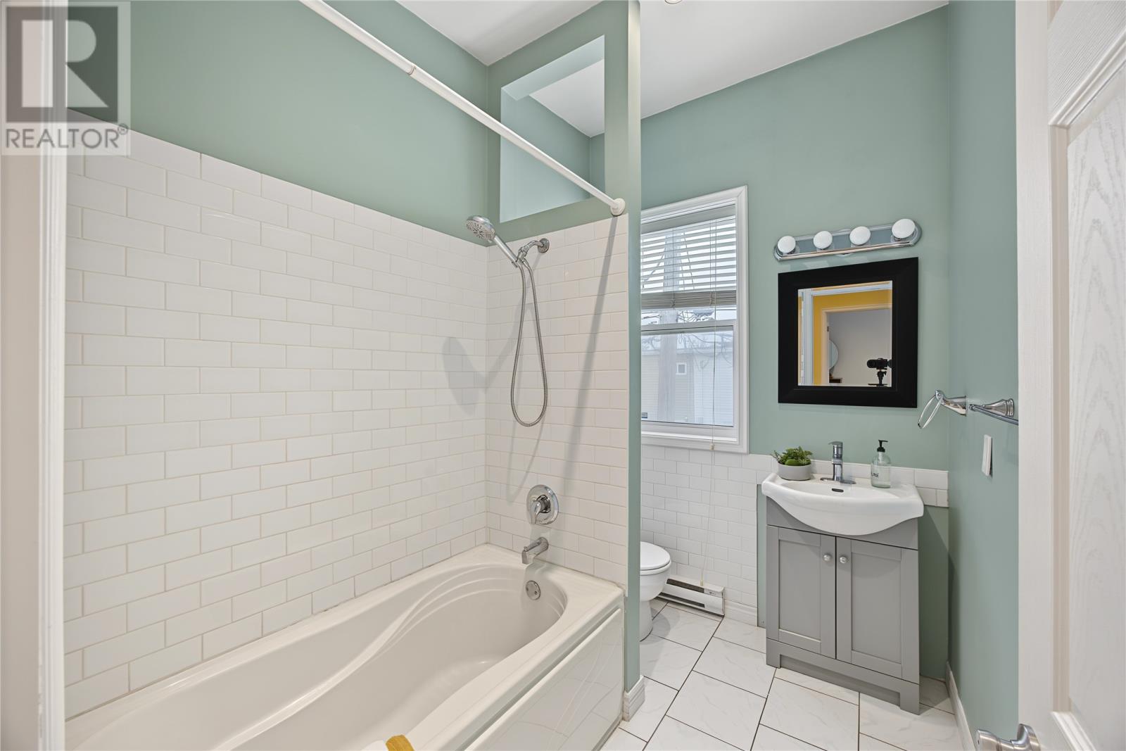 30 Scott Street Property Photo 34