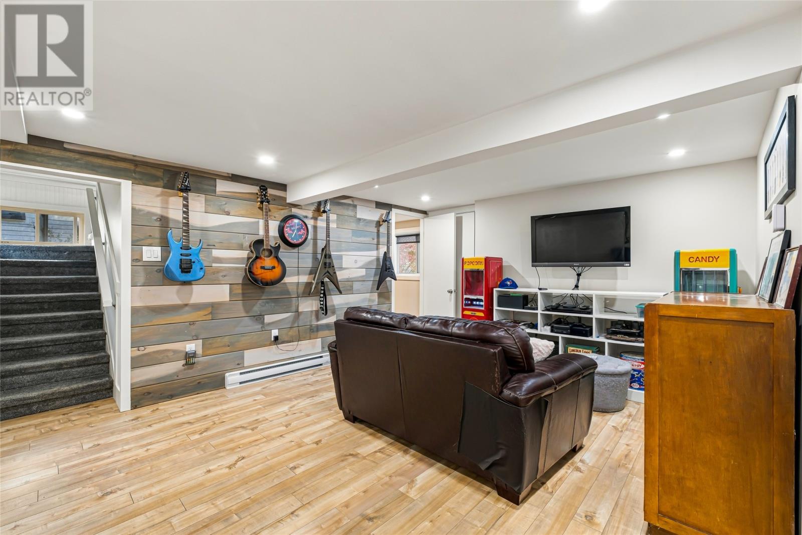 5 Teasdale Street Property Photo 26
