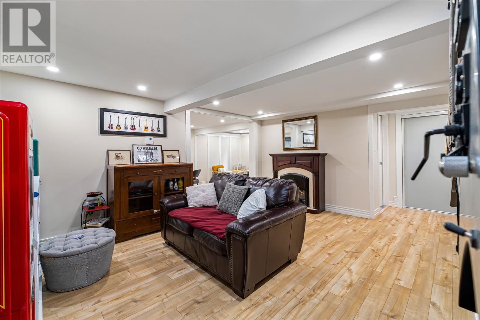 5 Teasdale Street Property Photo 28