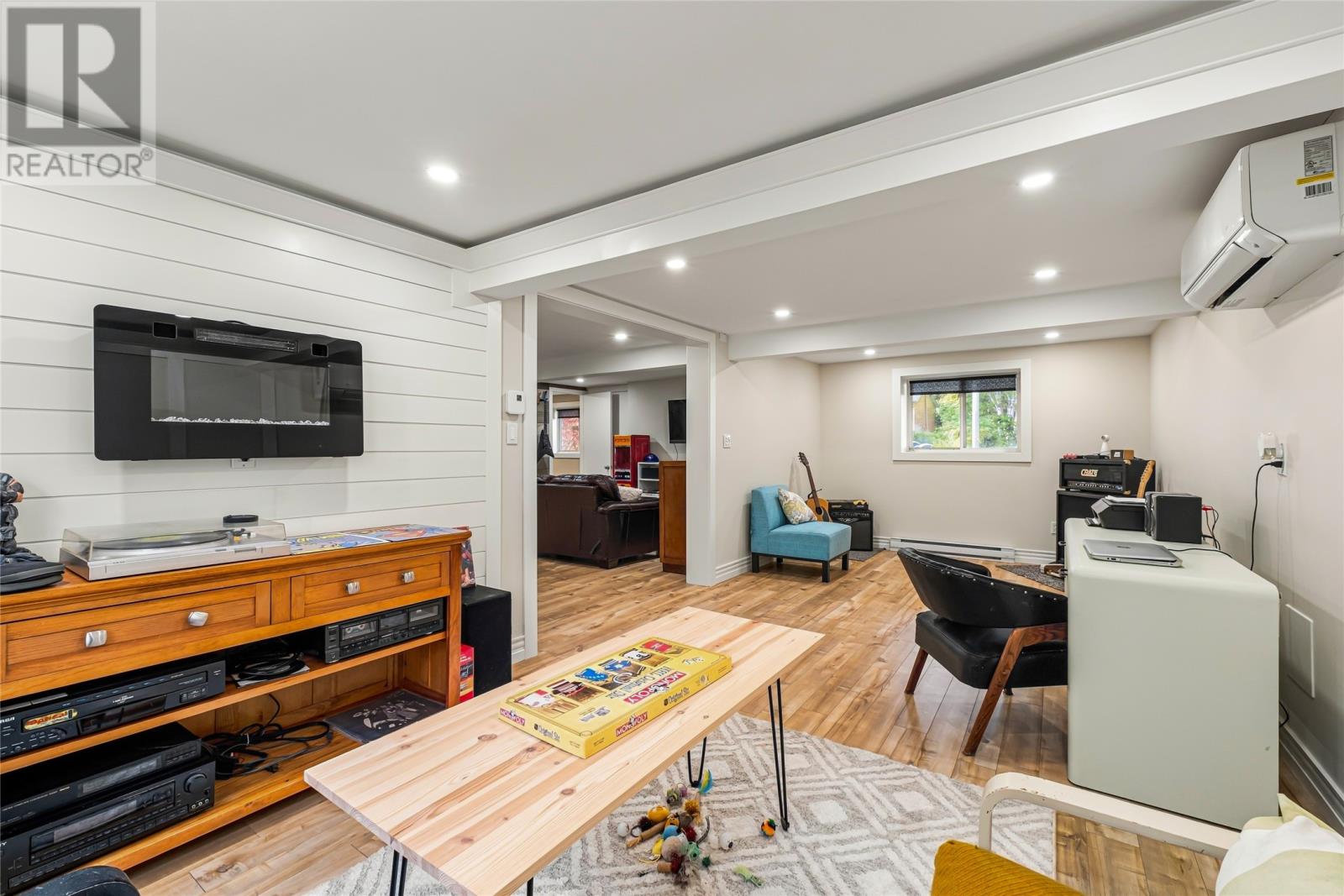5 Teasdale Street Property Photo 30