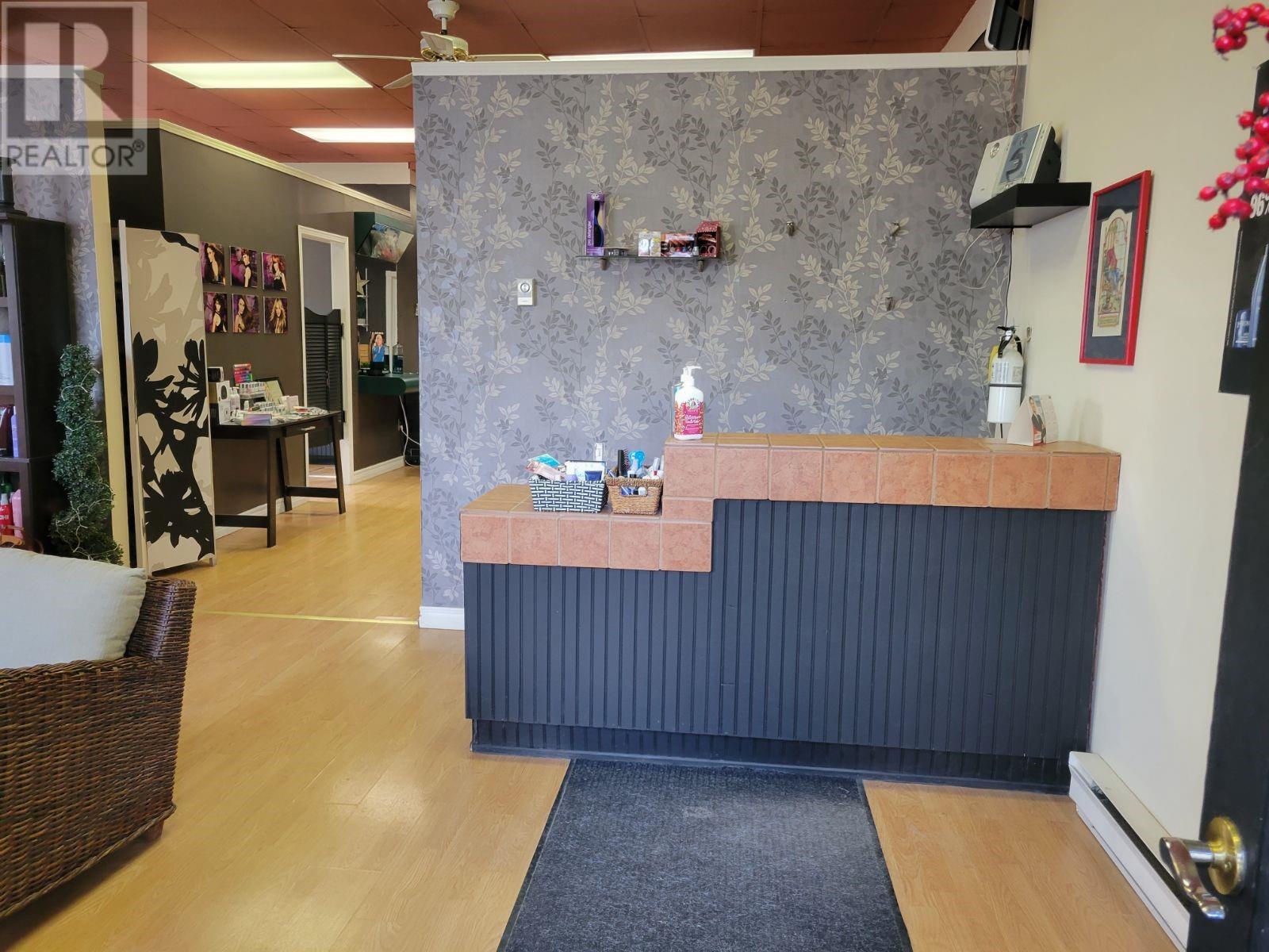 54 High Street Property Photo 6