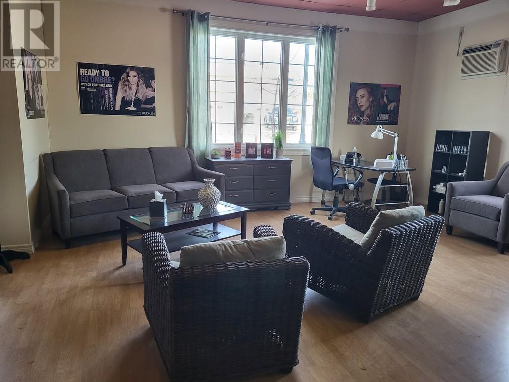 54 High Street Property Photo 10