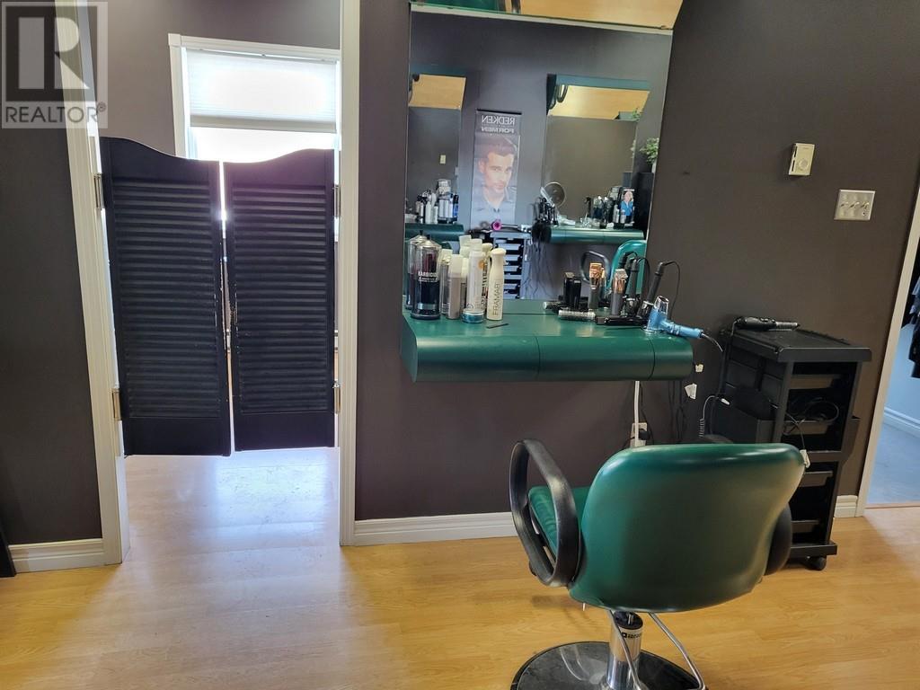 54 High Street Property Photo 12