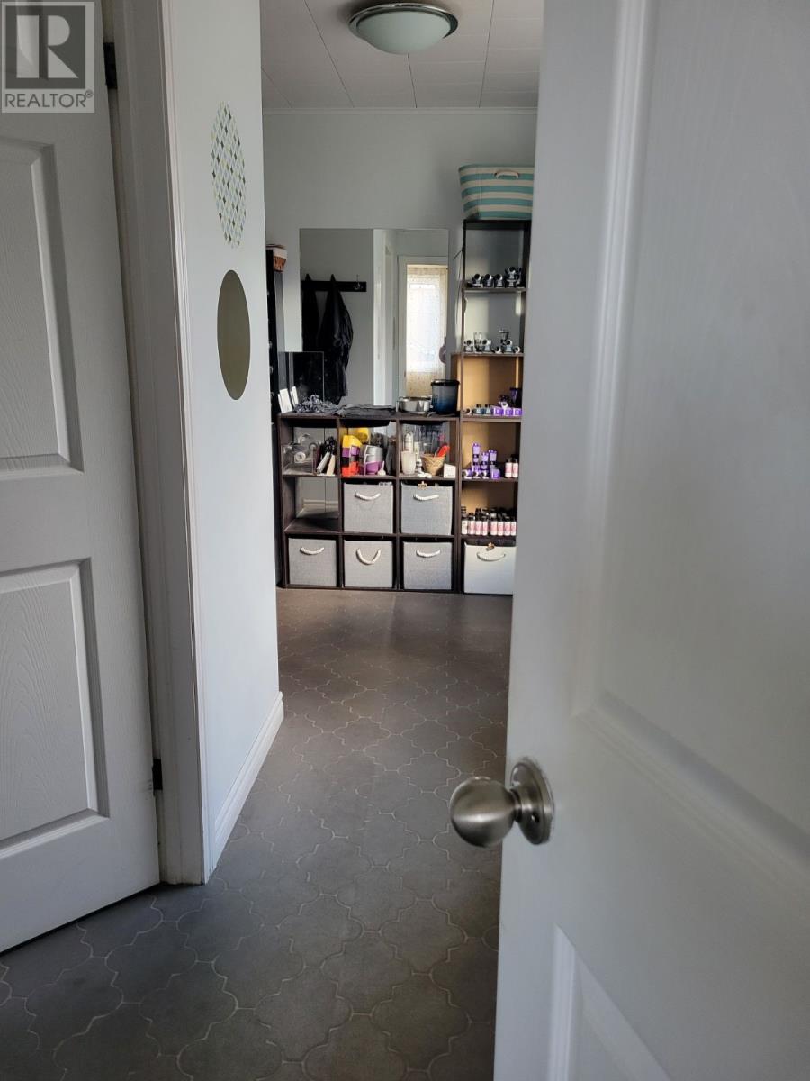 54 High Street Property Photo 21