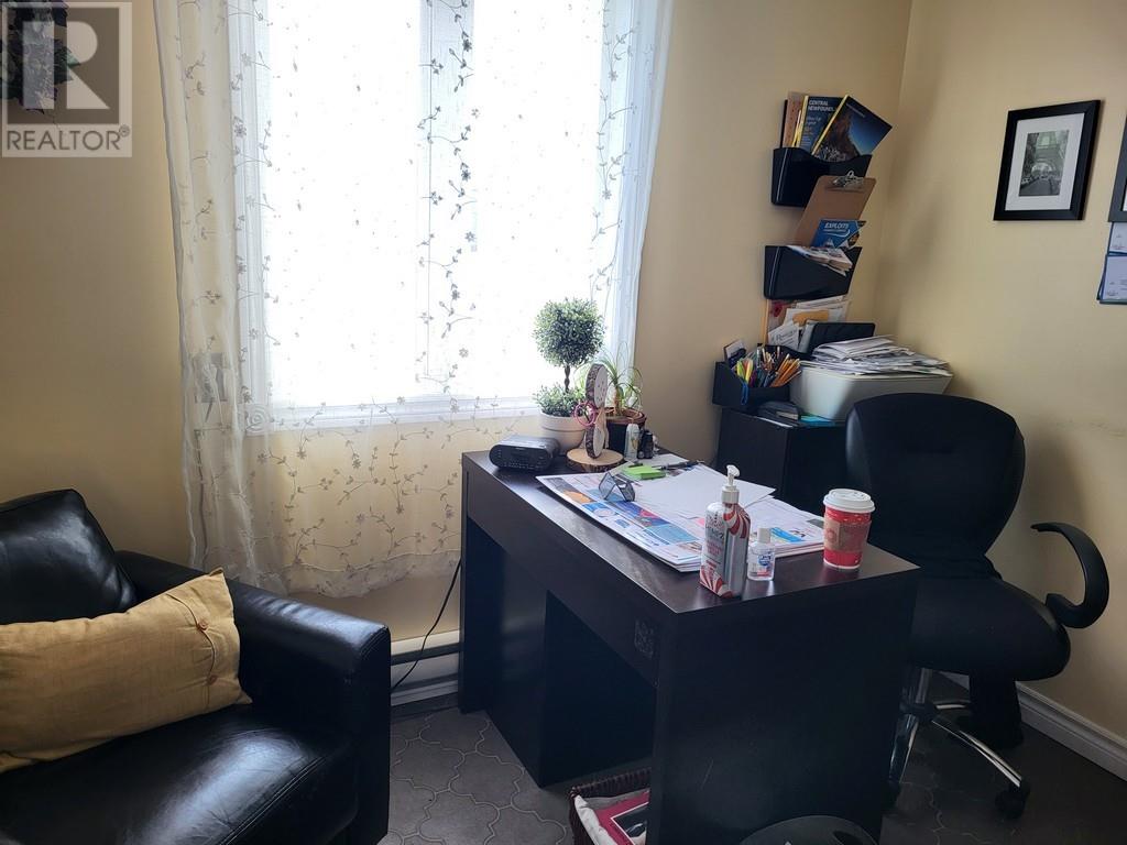 54 High Street Property Photo 25
