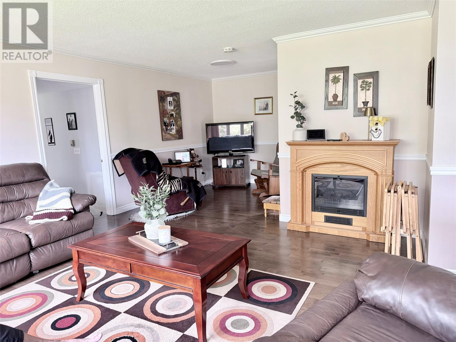 6 Third Avenue Property Photo 5