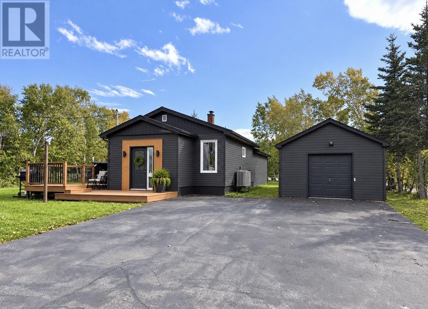 6 Third Avenue Property Photo 23