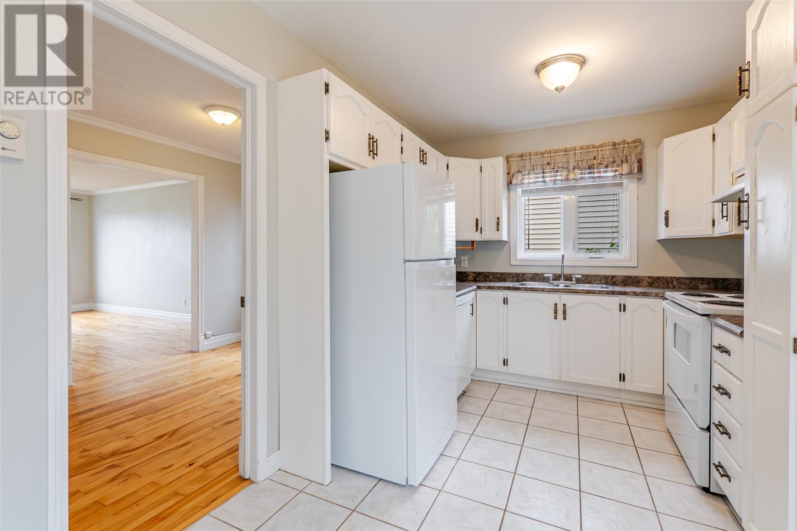 4 Mcgrath Crescent Property Photo 17