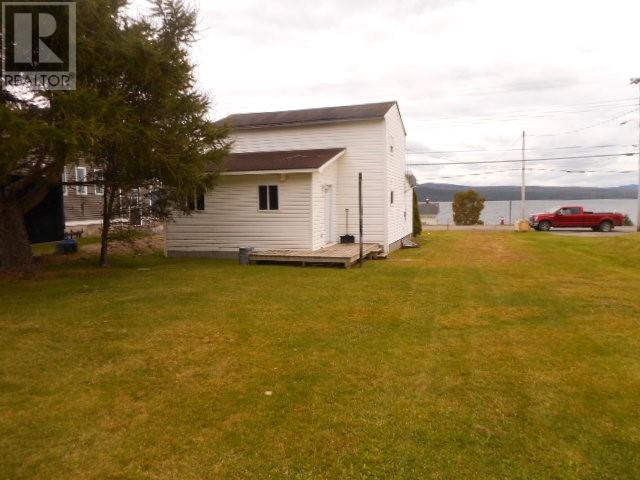 380 Main Street Property Photo 3