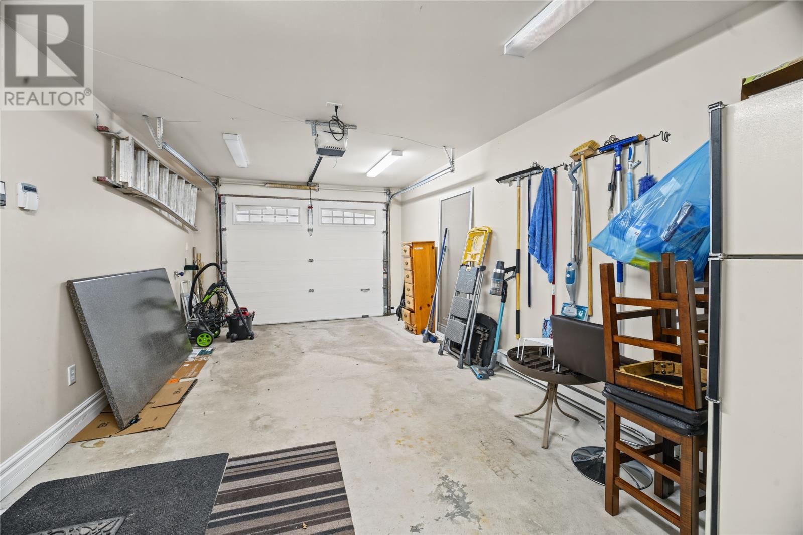 28 Lions Crescent Unit#11 Property Photo 37