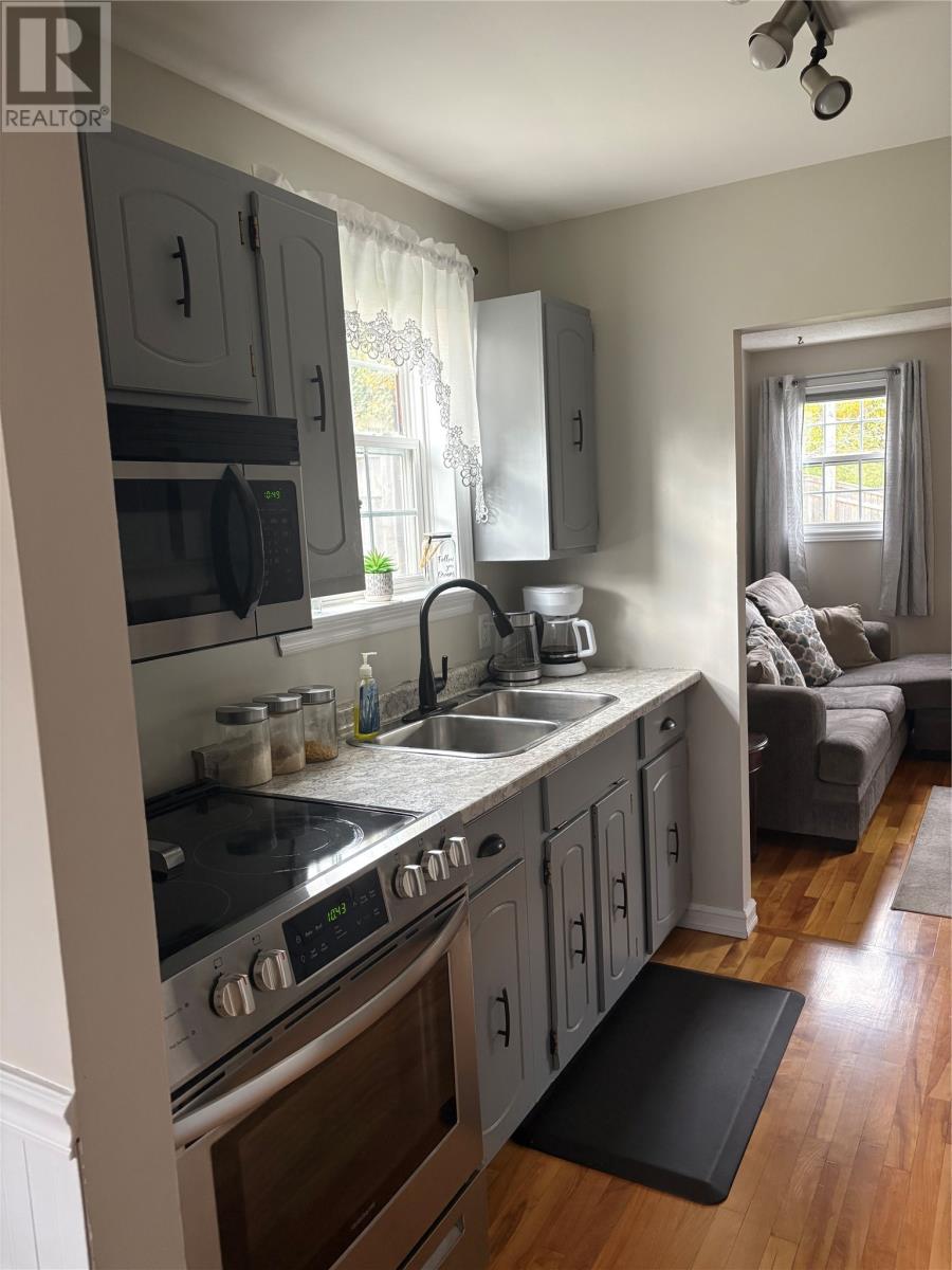 122b Elizabeth Street Property Photo 4