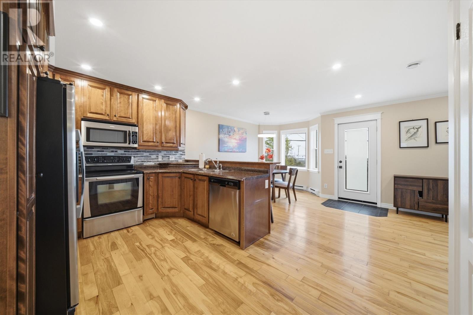 5 Lasalle Drive Property Photo 7
