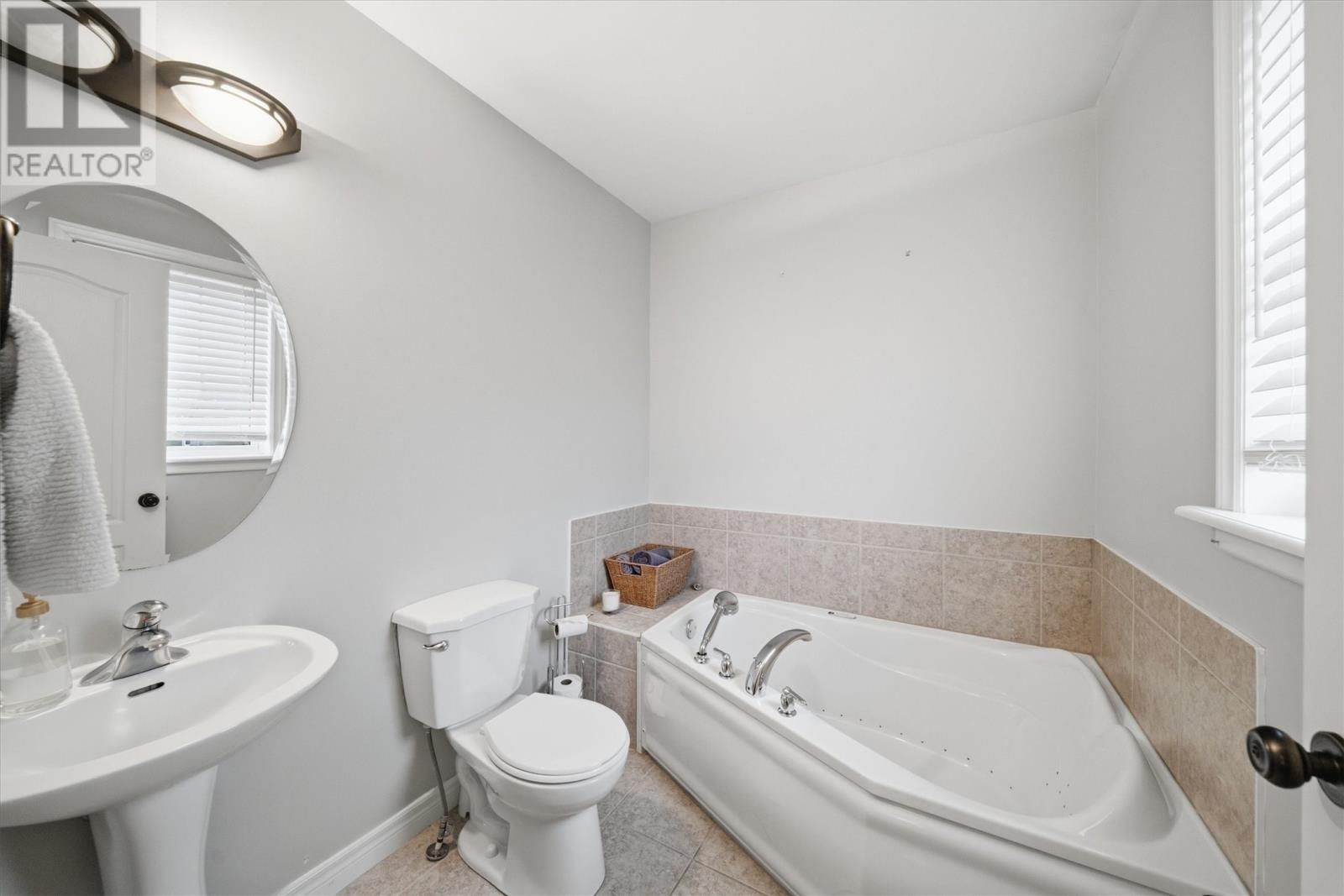 5 Lasalle Drive Property Photo 15