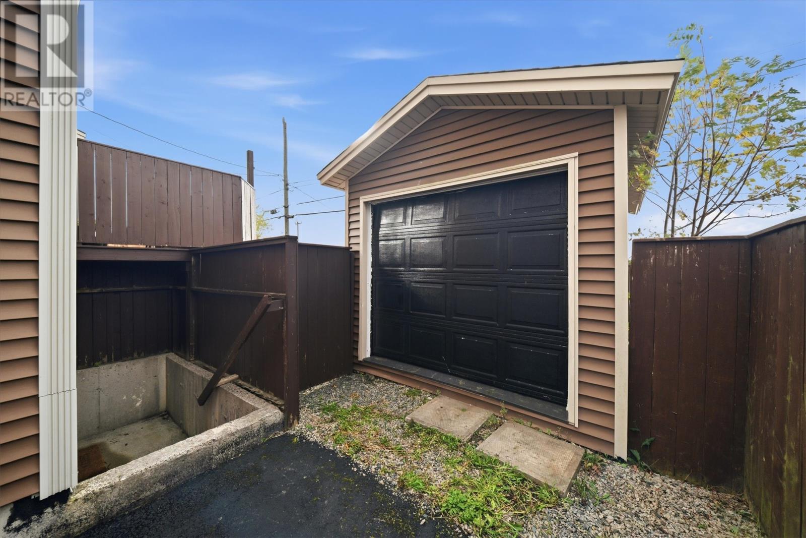 5 Lasalle Drive Property Photo 27