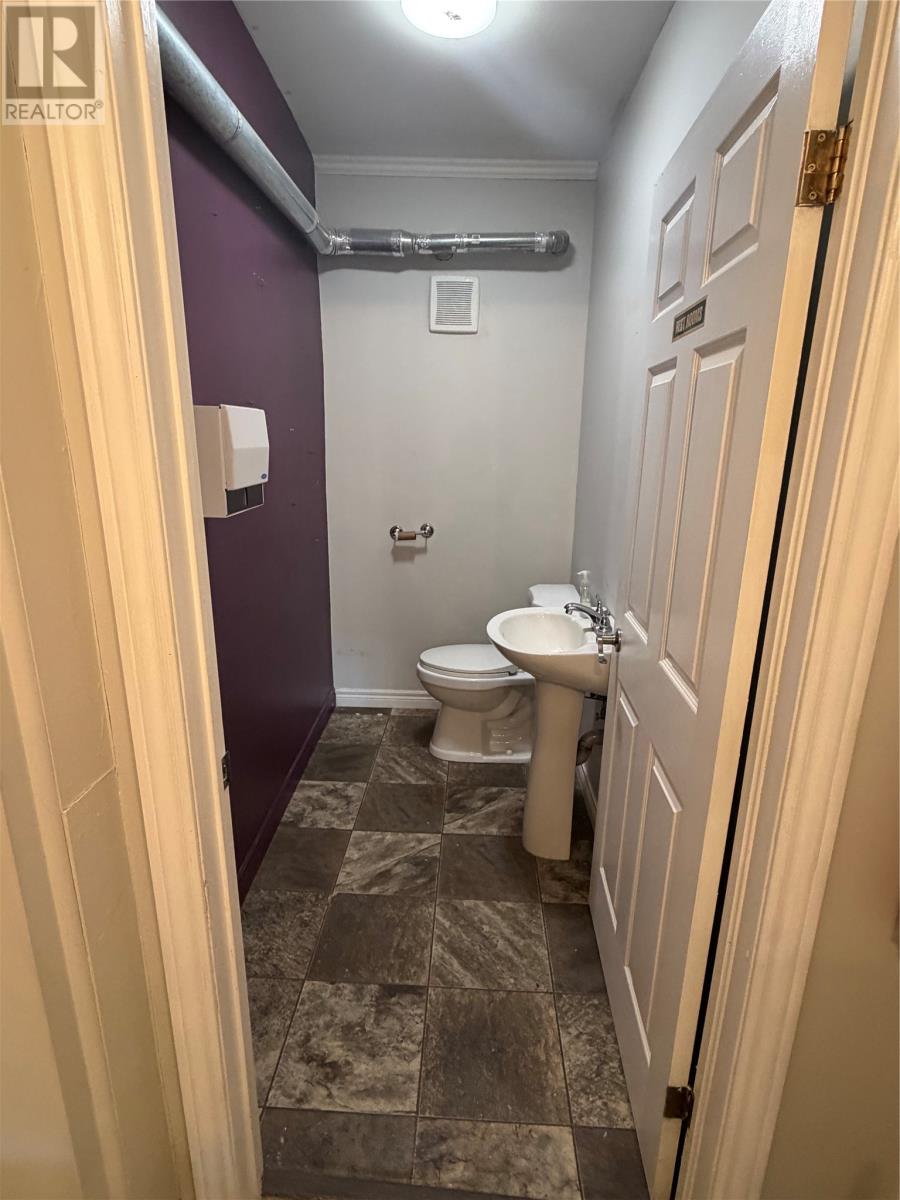 124 Duckworth Street Property Photo 4