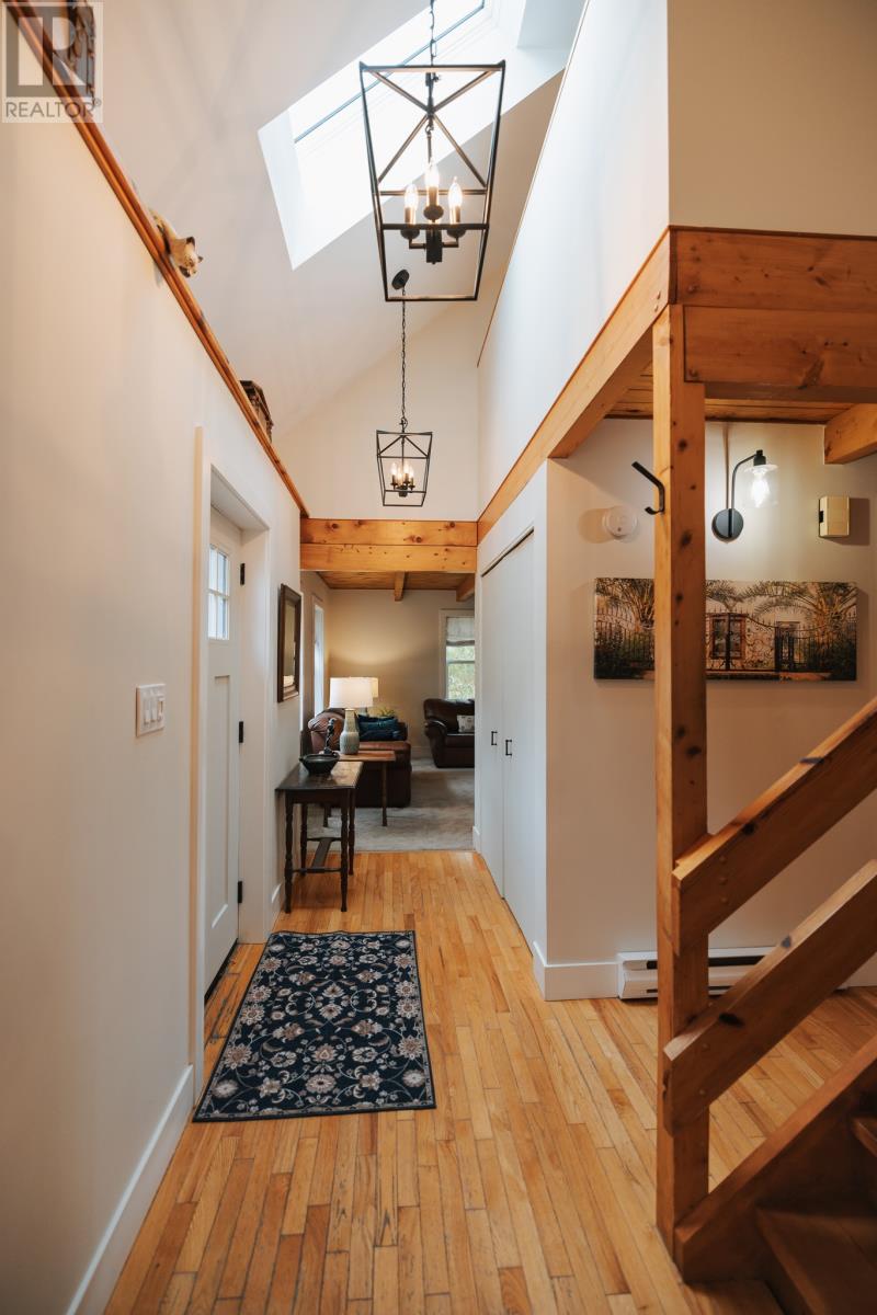 18 Hamilton Place Property Photo 7
