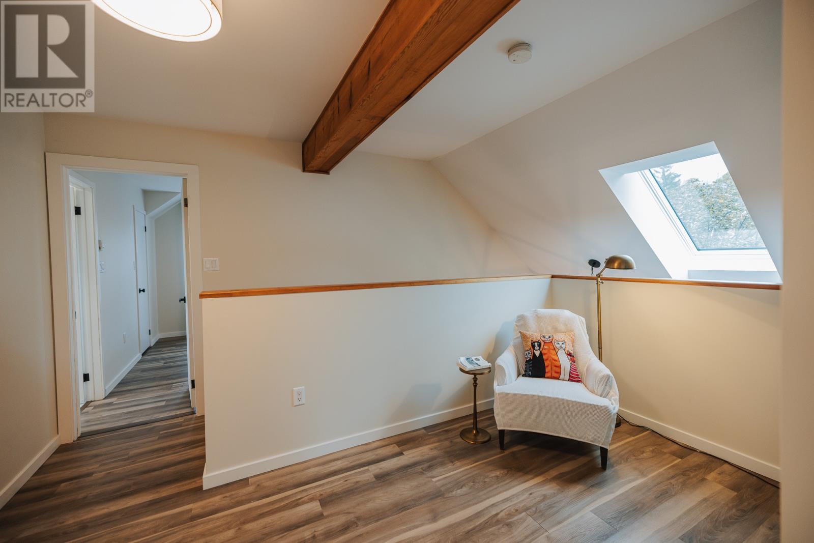18 Hamilton Place Property Photo 36