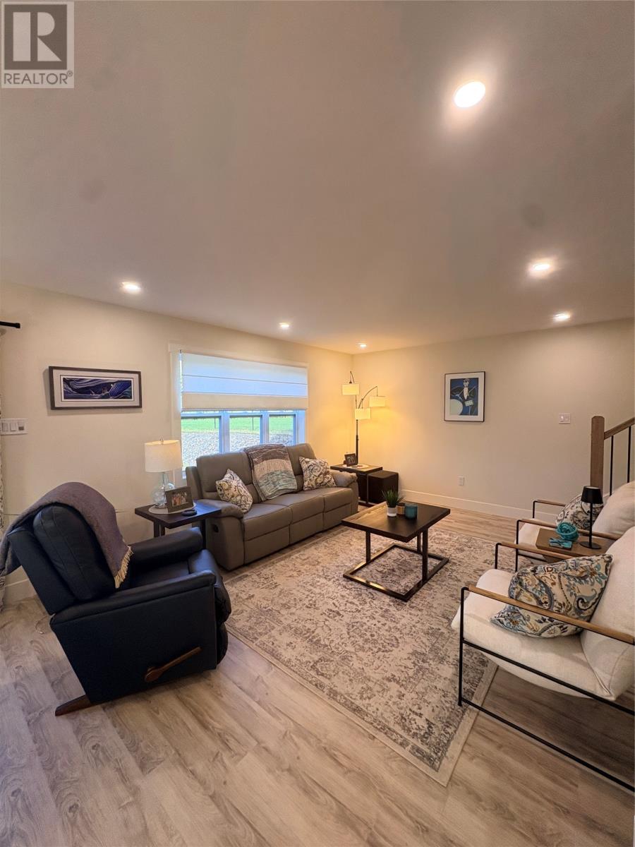 1 William White Boulevard Property Photo 8