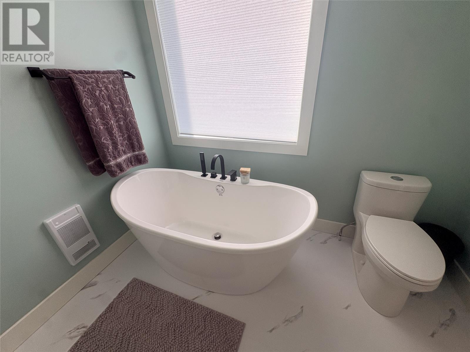 1 William White Boulevard Property Photo 20