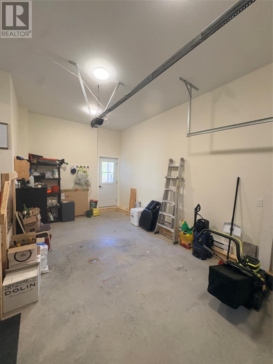1 William White Boulevard Property Photo 46