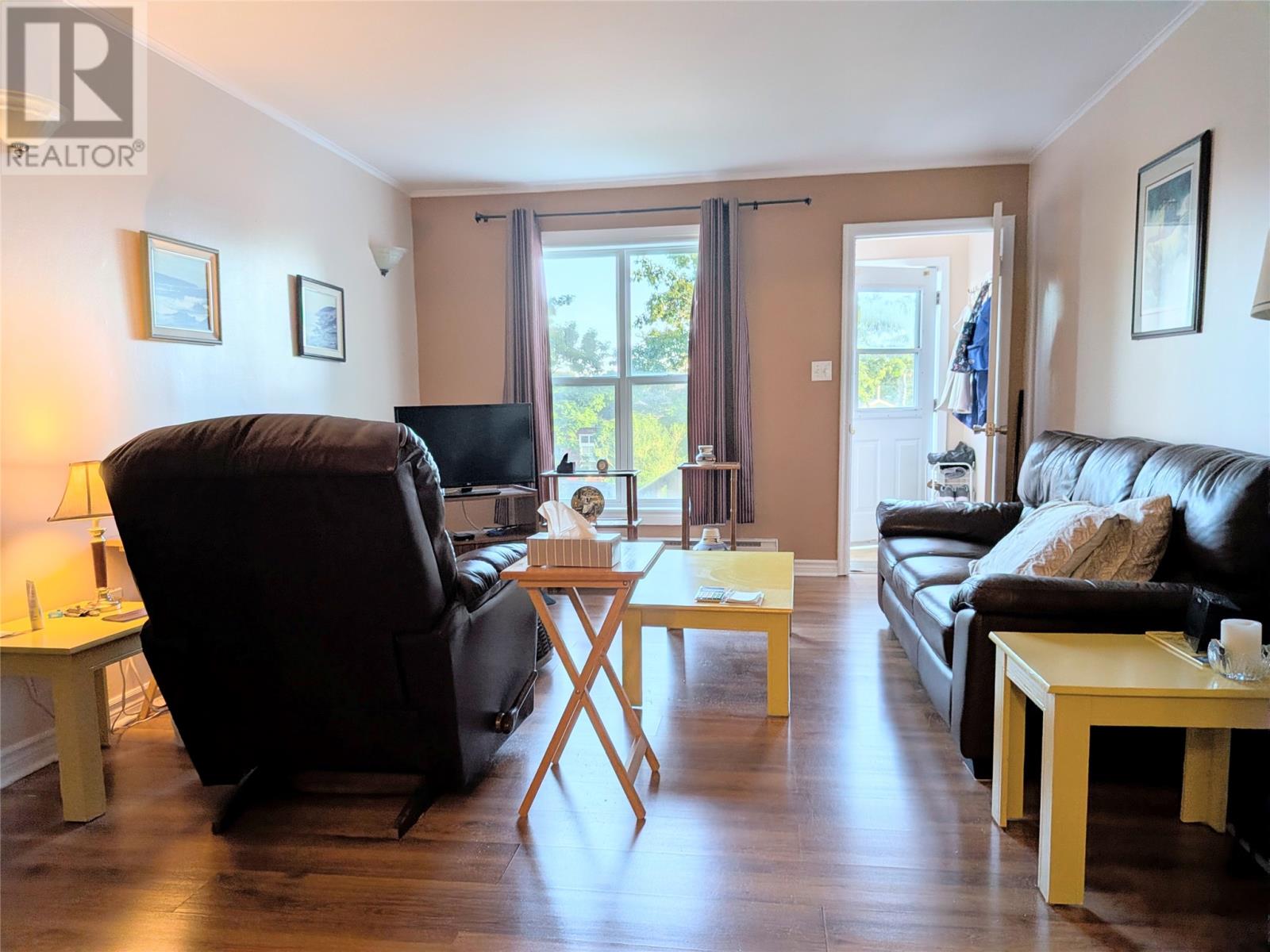 41 Pleasant Avenue Property Photo 8
