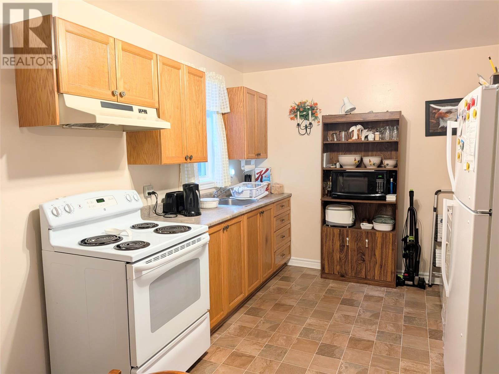 41 Pleasant Avenue Property Photo 11