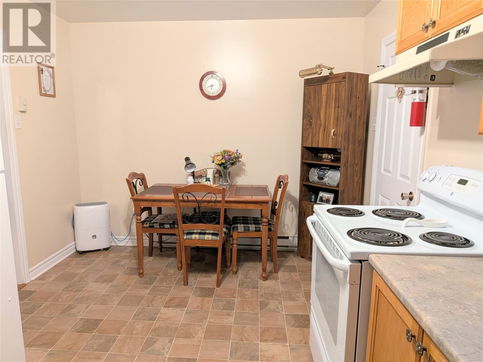 41 Pleasant Avenue Property Photo 13