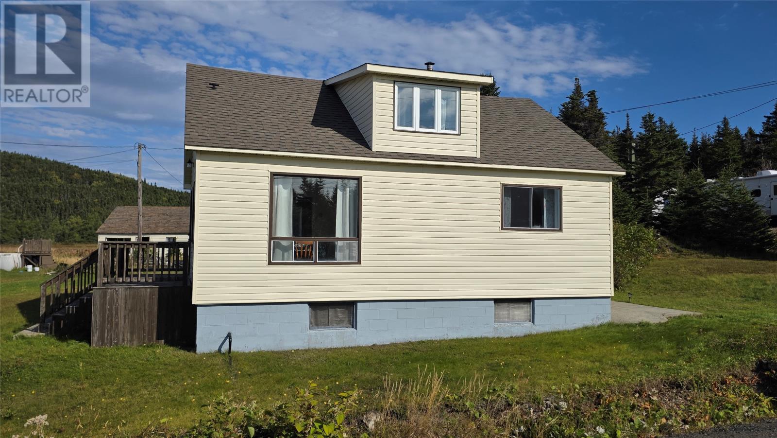 143 Bayview Street Property Photo 6