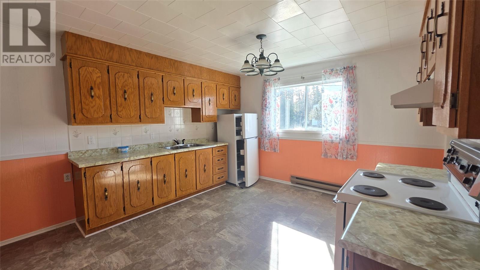 143 Bayview Street Property Photo 11