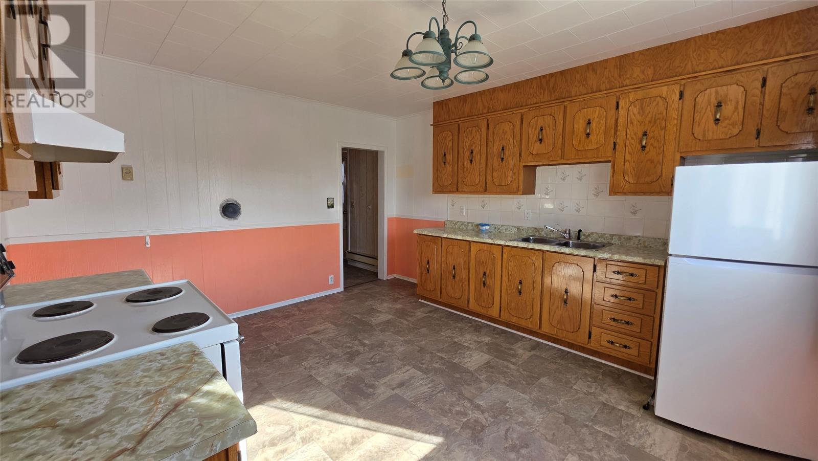 143 Bayview Street Property Photo 12